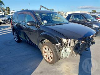 2011 Mitsubishi Outlander Station Wagon Photo