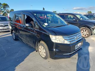 2013 Honda Stepwagon Station Wagon Photo