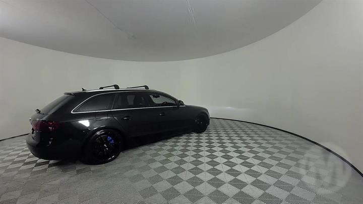 Lazy Owl Image