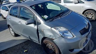 2006 Toyota Vitz Hatch Photo