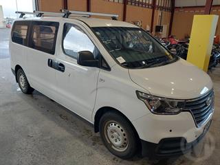 2021 Hyundai Iload 2.5 Crdi Auto 5D Van Photo