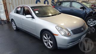 2004 Nissan Skyline Sedan Photo