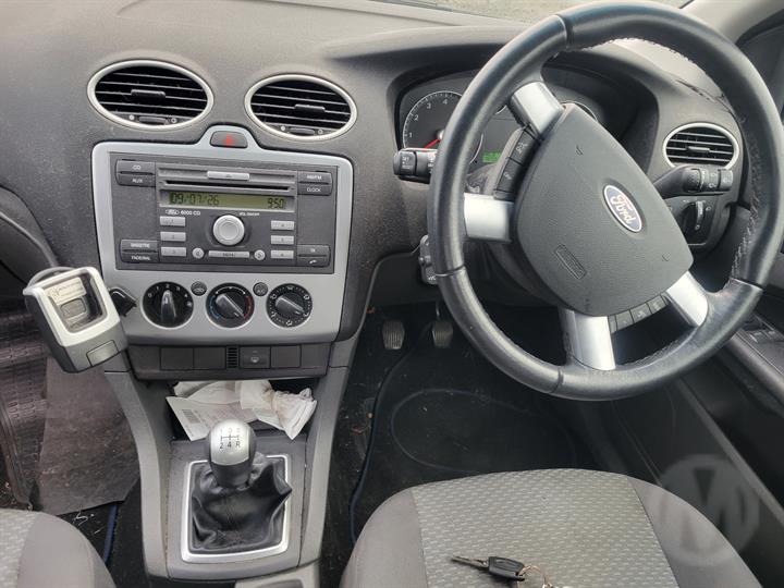 Lazy Owl Image