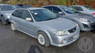2000 Mazda Familia Hatch Photo