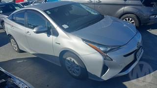 2017 Toyota Prius Sedan Photo