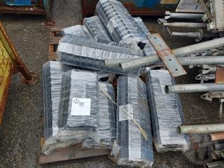 Quik Build Pipe. Spacers Construction Equipment Photo