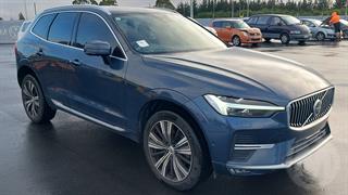 2022 Volvo XC60 B5 Ultimate Bright Station Wagon Photo