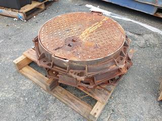 Hynds MAN Holes Construction Equipment Photo