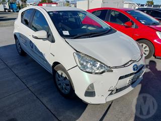 2013 Toyota Aqua Hatch Photo