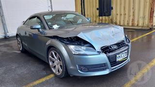 2006 Audi TT Coupé Photo