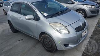 2007 Toyota Vitz Hatch Photo