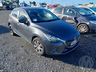 2015 Mazda Demio Hatch Photo