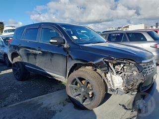 2012 Toyota Vanguard Station Wagon Photo