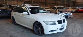 2008 BMW 320i Touring Photo