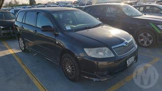 2005 Toyota Corolla Fielder Station Wagon Photo