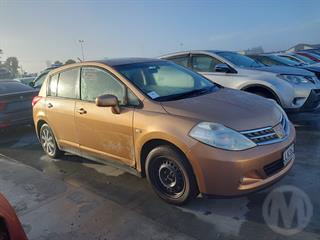 2009 Nissan Tiida Hatch Photo