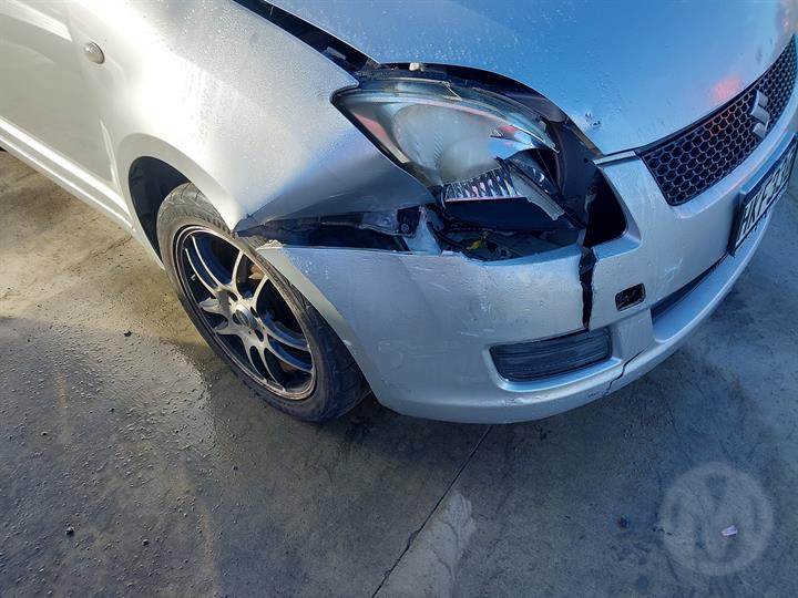 Lazy Owl Image