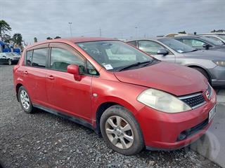 2005 Nissan Tiida Hatch Photo