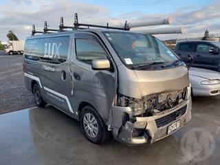 2016 Nissan NV350 Caravan Van Photo