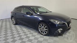 2014 Mazda Axela 5D Hatch Photo