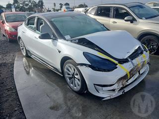 2021 Tesla Model 3 Standard Range Plus Sedan Photo