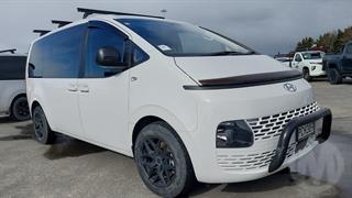 2022 Hyundai Staria Load 2.2DT/6MT 5D Van Photo