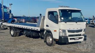 2015 Mitsubishi Canter Tow Truck (Tilt/Slide) GCM 9,500kg Photo