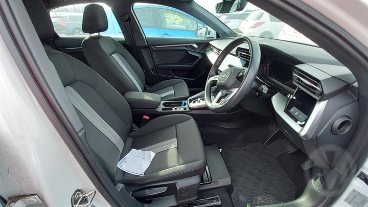 Lazy Owl Image