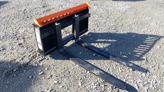 2025 Wolverine FK-11-48W Pallet Forks (skid Steer Photo