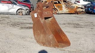 Trenching Bucket (Excavator, Backho Photo