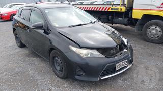 2012 Toyota Auris Hatch Photo