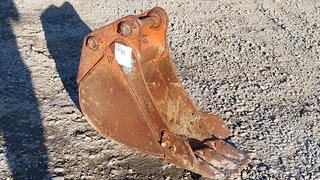 Trenching Bucket (Excavator, Backho Photo