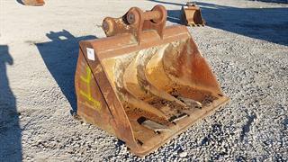 EXCAVATOR BUCKET Excavator Attachment Photo