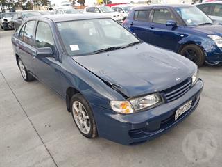 1997 Nissan Pulsar XIR Sedan Photo