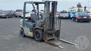 Nissan YL02A25U Forklift (GP) Photo