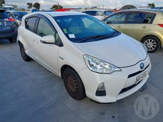2014 Toyota Aqua Hatch Photo