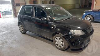 2005 Mazda Demio Hatch Photo
