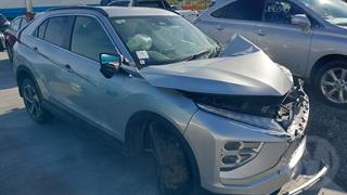 2022 Mitsubishi Eclipse Cross XLS PHEV/4WD/AT Station Wagon Photo