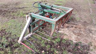 Robertson Silage Fork Silage Grab Photo