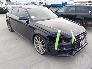 2015 Audi A4 Station Wagon Photo