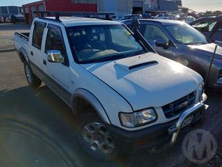 2003 Holden Rodeo 4X4 Crew P/U LE 3.0L DS Dual Cab Chassis Photo