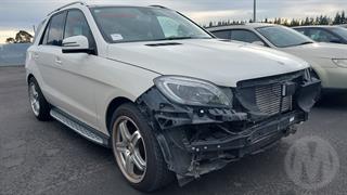 2013 Mercedes-Benz M-class ML 350 Bluetec 3.0D Station Wagon Photo