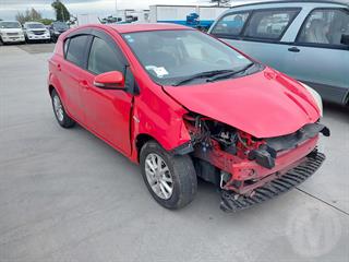 2013 Toyota Aqua Hatch Photo
