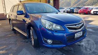 2010 Subaru Legacy 5D Station Wagon Photo