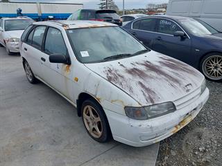 1998 Nissan Sentra S Hatch 1.5 MAN Hatch Photo