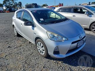 2014 Toyota Aqua Hatch Photo