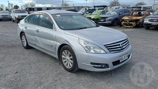2010 Nissan Teana Sedan Photo