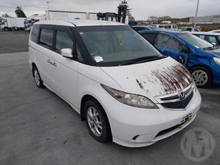 2004 Honda Elysion Station Wagon Photo