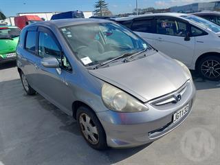 2006 Honda fit Hatch Photo