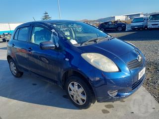 2006 Toyota Vitz Hatch Photo